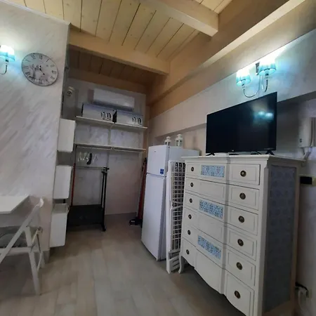 Civico 12 - Casa Vacanze Barletta Exterior photo