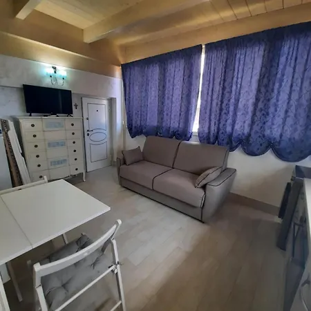Civico 12 - Casa Vacanze Barletta Exterior photo